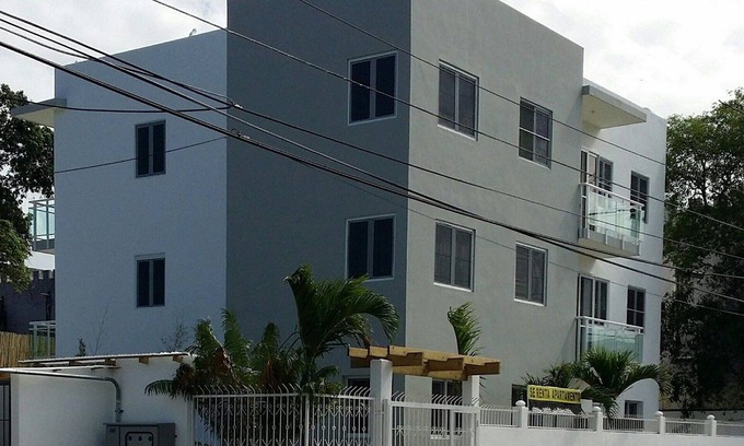 El Batey Apartamento | Single room in central Sosua, top floor, guest-friendly near clubs/beach