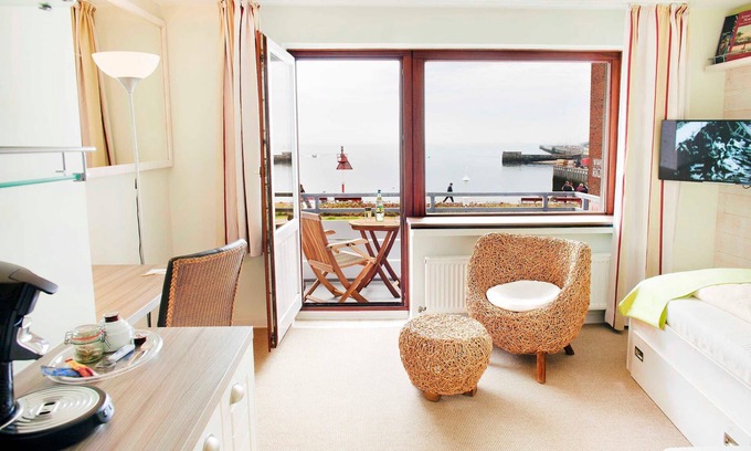 Helgoland Casa | Habitación individual a la orilla del mar - Hotel Rickmers Insulaner