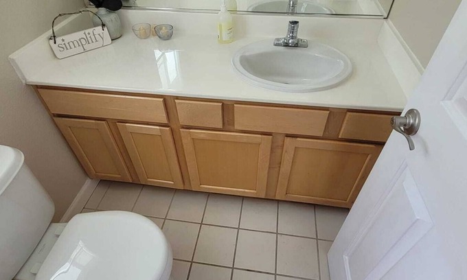Dublin Apartamento | Single room with private entrance & attached bath