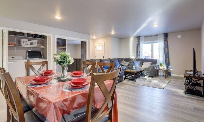 Fairbanks Casa | Single story townhouse in quiet neighborhood w fast access to main attractions!