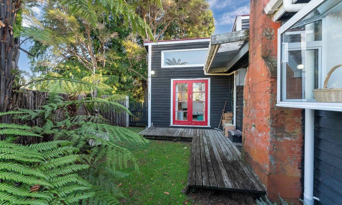 Turangi Casa | Singlee - Turangi Holiday Home