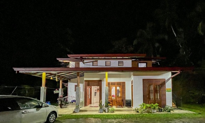 Nelluwa Casa | Sinharaja River Face holiday