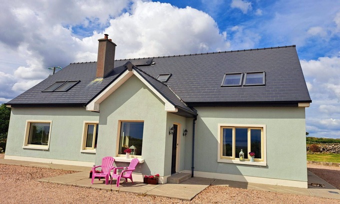 Spiddal Casa | Sioscadh na Mara, Spiddal