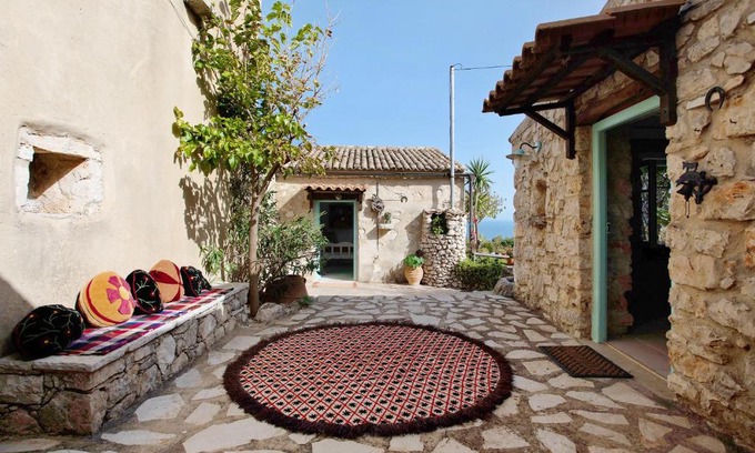 Korithi Apartamento | Sira Stonehouse ll