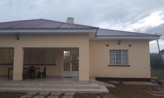 Lilongwe Cama Y Desayuno | Sisia Guest House Area 14
