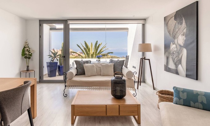La Quinta Apartamento | SISSI BOUTIQUE - La terraza entre el océano y el Teide