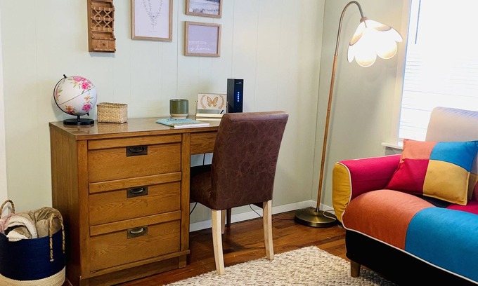 Ellisville Casa | Sister Charm Close to downtown!