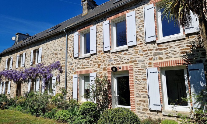 Tregomeur Casa | Sisters House