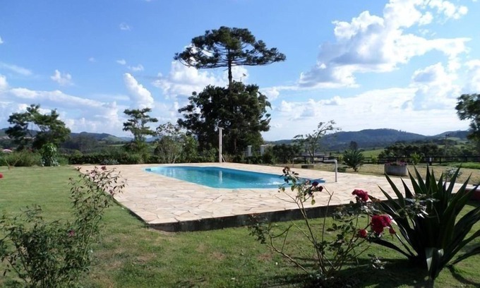 Piracaia Casa | Sitio en Piracaia con piscina, barbacoa 1km de la ciudad.