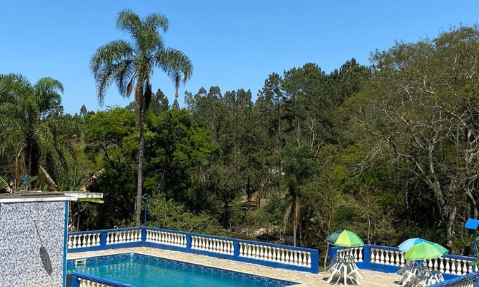 Igarata Casa | Site with swimming pool, wi-fi soccer field and lake with lots of fish