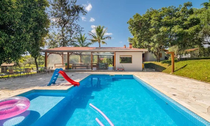 Braganca Paulista Casa | Sitio Fácil Acesso com Stand up Paddle e Parquinho com Cama Elástica