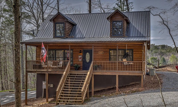 Blue Ridge Casa | Sittin Pretty by Escape to Blue Ridge