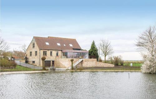Lo-Reninge Casa | Six-Bedroom Holiday Home In Lo-Reninge