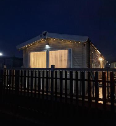 Kinmel Bay Casa | Six Berth- Pet Friendly please ask Free WiFi Private secure decking - Sea front with amazing views Not to be missed