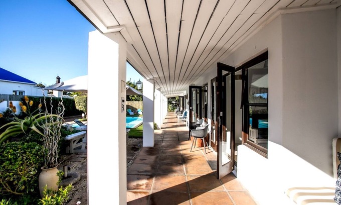 Westcliff Casa | Sixteen Guest House on Main