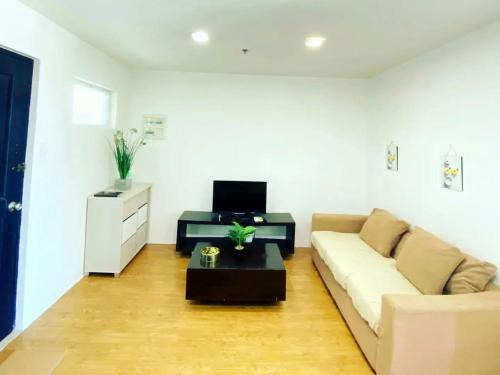 Cagayan de Oro Apartamento | SK's Crib - Fully Furnished Condo @ Primavera Apts
