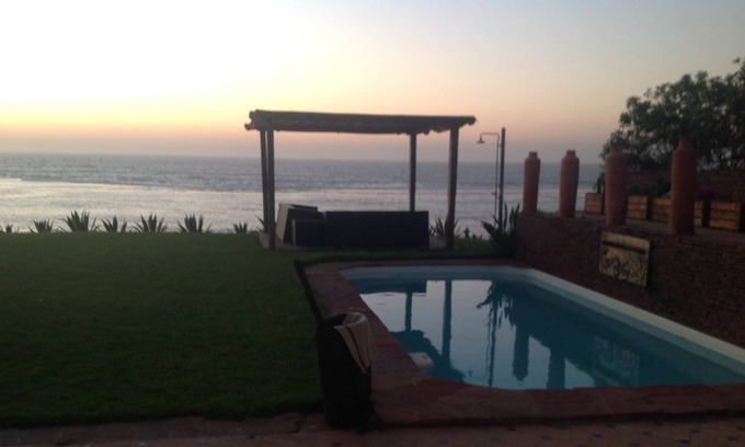 Skhirat Casa | Skhirat: VILLA FRENTE AL MAR CON PISCINA