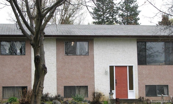 Vernon Casa | Ski 3 of BC's top mountains from 1 location while staying a lovely 3 bedroom house!