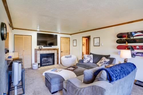 Brian Head Apartamento | Ski and Explore Brian Head Condo with Indoor Pool!