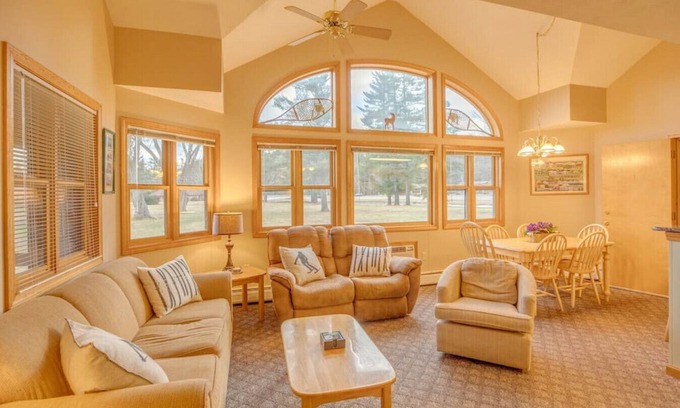 Woodstock Casa | Ski and Golf Retreat w/Amenities