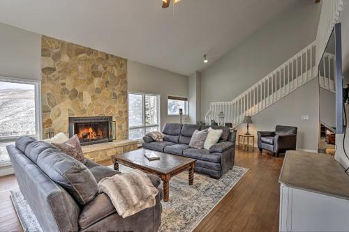 Eagle-Vail Apartamento | Ski and Relax Vail-Beaver Creek Duplex with Hot Tub