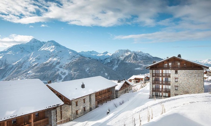 Les Eucherts Condominio | Ski aux pieds | T8 pour 16 + sauna privé | Piscine