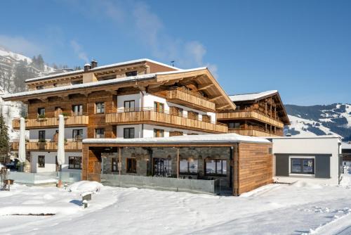 Hinterglemm Hotel | Ski & Bike Hotel Wiesenegg