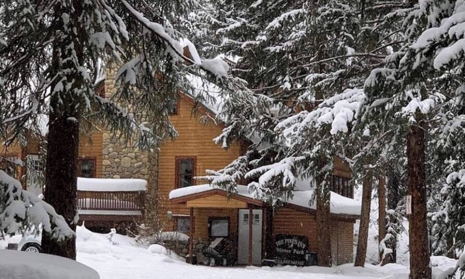 Winter Park Chalet De Esquí | Ski in 9 Bedroom, great for large groups!