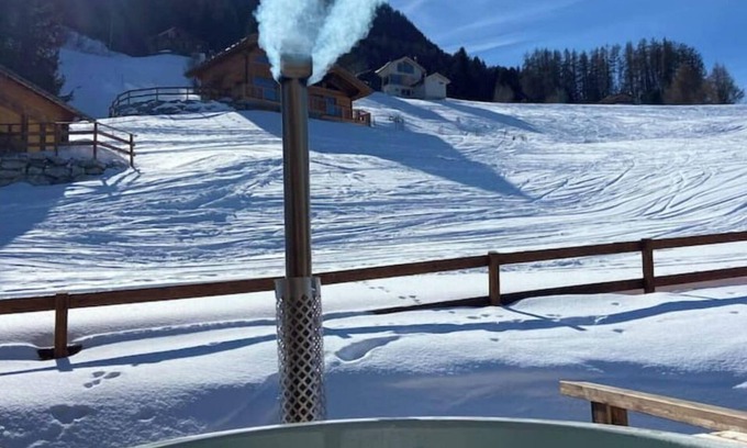 Saint-Pierre-de-Clages Chalet De Esquí | Ski in/out wonderful view chalet on the slopes