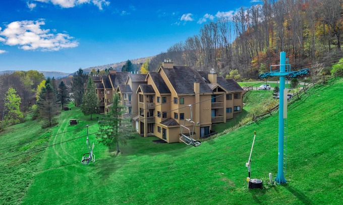 Great Valley Condominio | Ski-in/Ski-out 2 Bed, 2 Bath condo Holiday Valley
