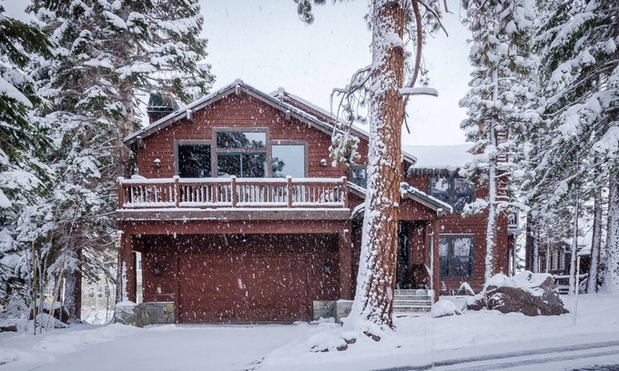 Mammoth Lakes Casa | Ski-in / Ski-Out 5 dormitorios de lujo en casa