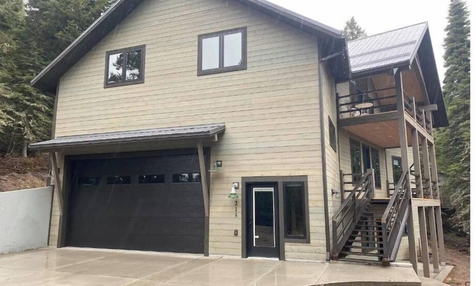 Bozeman Chalet De Esquí | Ski in Ski out Bridger Bowl Mountain Chalet