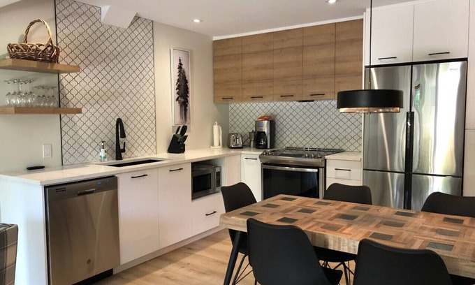 Mont-Tremblant Apartamento | Ski-in / Ski-Out Condo renovado Mont-Tremblant