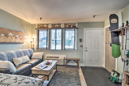 Boyne Falls Apartamento | Ski-InandSki-Out Getaway at Boyne Mountain Resort