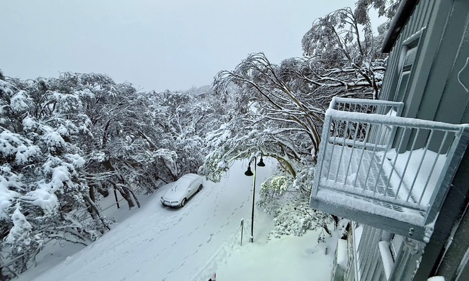 Mount Buller Casa | Ski Lift Access | Modern 3BR Chalet + Fireplace