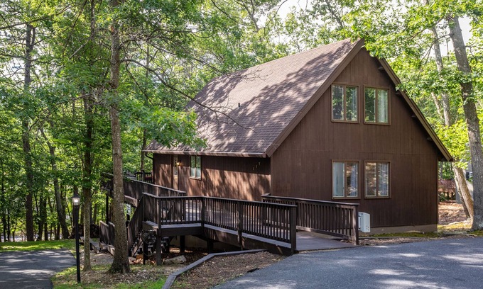 Keezletown Casa | Ski Slope Views, Fireplace, Game Room & Loft Retreat