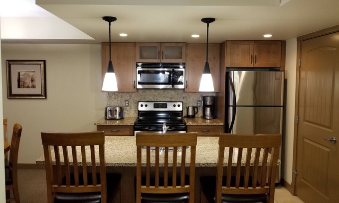 Dead Man's Flats Condominio | ¡ESQUÍ, QUÉDATE, JUEGA EN CANMORE COMFORT GETAWAY!