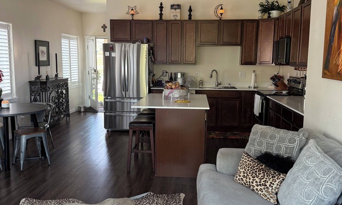 Eagle Casa | Ski Vail - 3 bedroom house in Gypsum adjacent to BLM nature trails