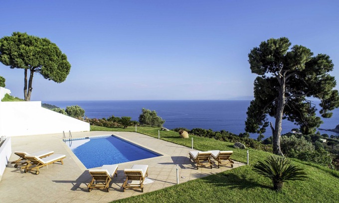 Agia Paraskevi Villa | Skiathea Villas un complejo de lujo de Villas