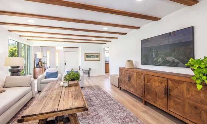 Holladay Casa | Skiers private retreat- sauna, fireplaces, hot tub