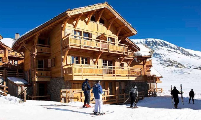 Cognet Chalet De Esquí | Skis aux Pieds ! Chalet + Sauna & Jacuzzi Privés