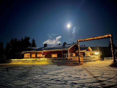 Koskullskulle Hotel | Skogen-Lodge