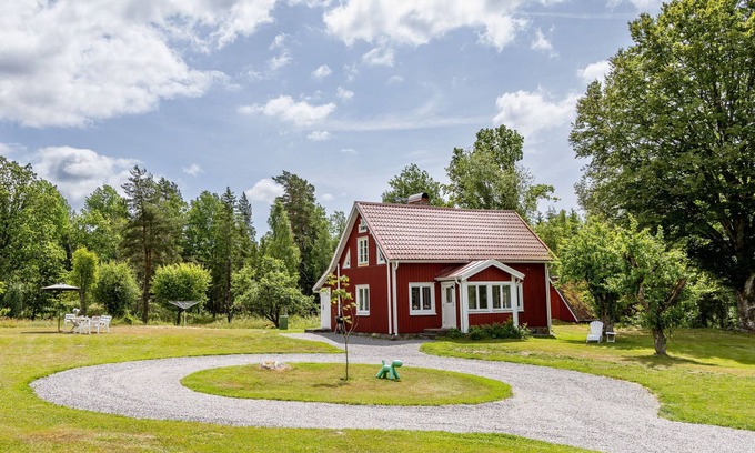 Holmsjo Casa | Skogstorp Ledja by Interhome