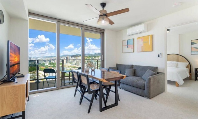 Ala Moana Condominio | Sky Ala Moana 2908: 2 BR, 2 BA Condominium in Honolulu, Sleeps 4