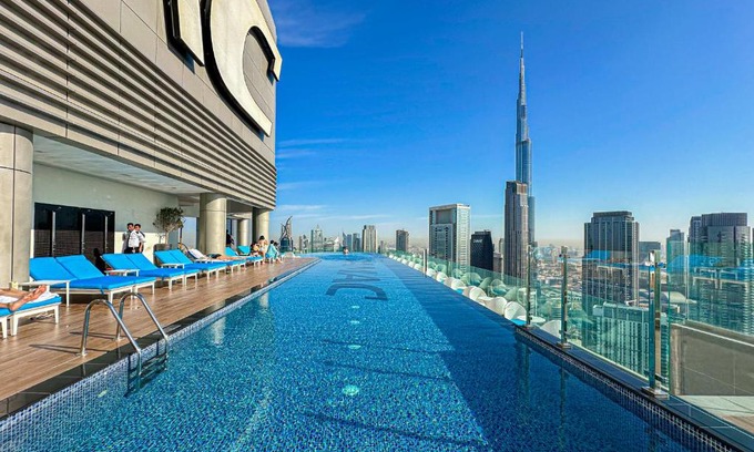 Downtown Dubai Apartamento | Sky-high Oasis Burj Khalifa Views, Rooftop Infinity Pool, 3BR apartment in Paramount Hotel Midtown
