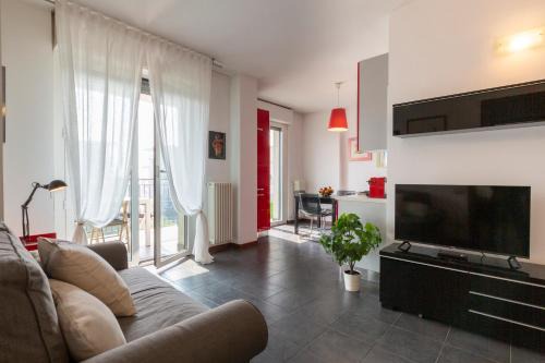 Milan Apartamento | Sky Home Santa Giulia