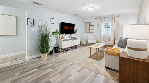 Zephyrhills Casa | Sky House