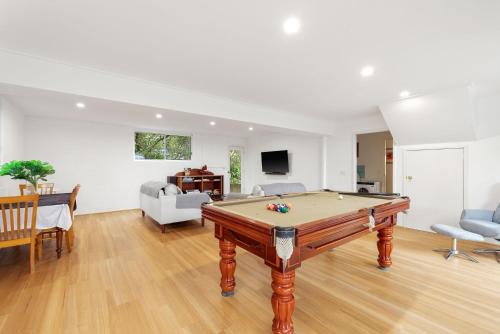 Rhyll Casa | Sky Mirror Cottage