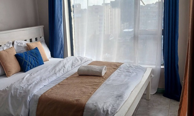Embakasi Casa | Sky Pearl Airport Stay- WiFi, Netflix, Parking & Views