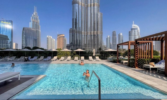 Downtown Dubai Hotel | Sky Symphony 3BR Address Opera by Meerak